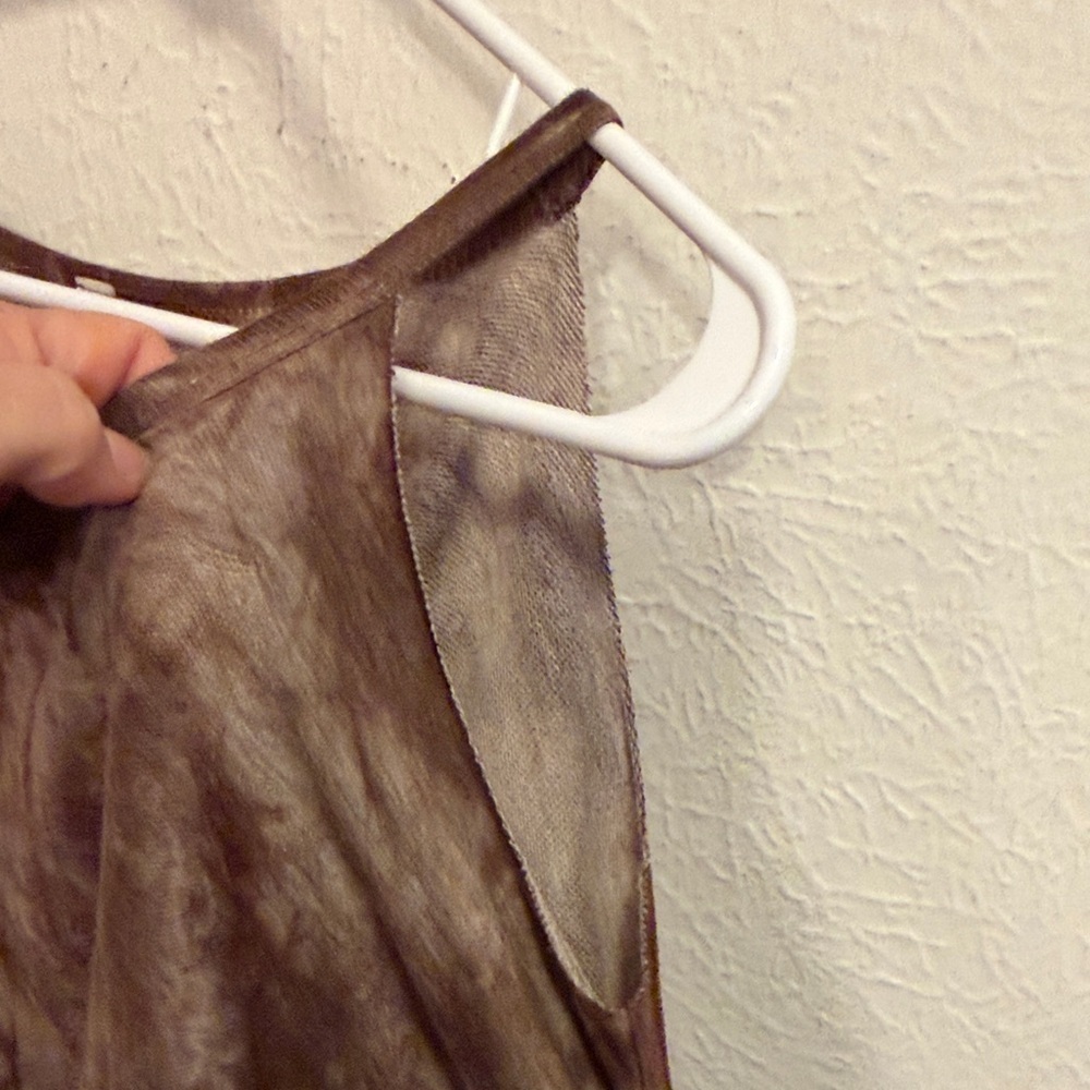 🐻🐻🐻3 for 12$🐻🐻🐻Brown Tie-Dye Cold Shoulder Women's Top-medium - Picture 8 of 10